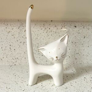 White Porcelain Cat Ring Holder